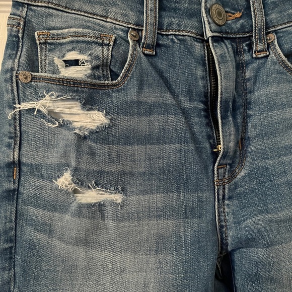 American Eagle Outfitters cropped kick flare jeans - Picture 2 of 5